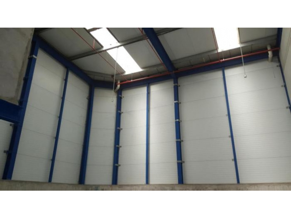 Se Vende Ofi-bodega en Mañanitas 300 Mts $430.000.oo - 2