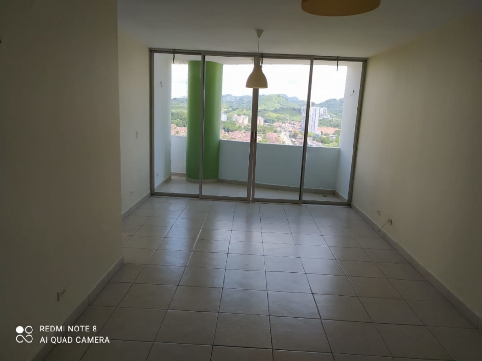 Alquilo Extraordinario apartamento en condado del reycon las 3B