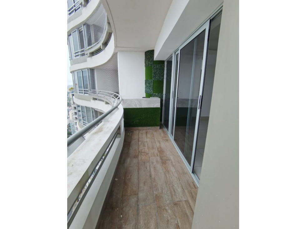 J.O. Se Vende Hermoso y Comodo Apartamento En El Cangrejo — foto 4