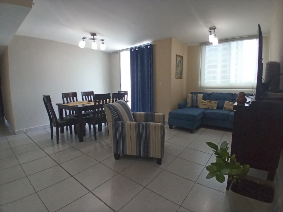 SE VENDE APARTAMENTO AMOBLADO EN CARRASQUILLA