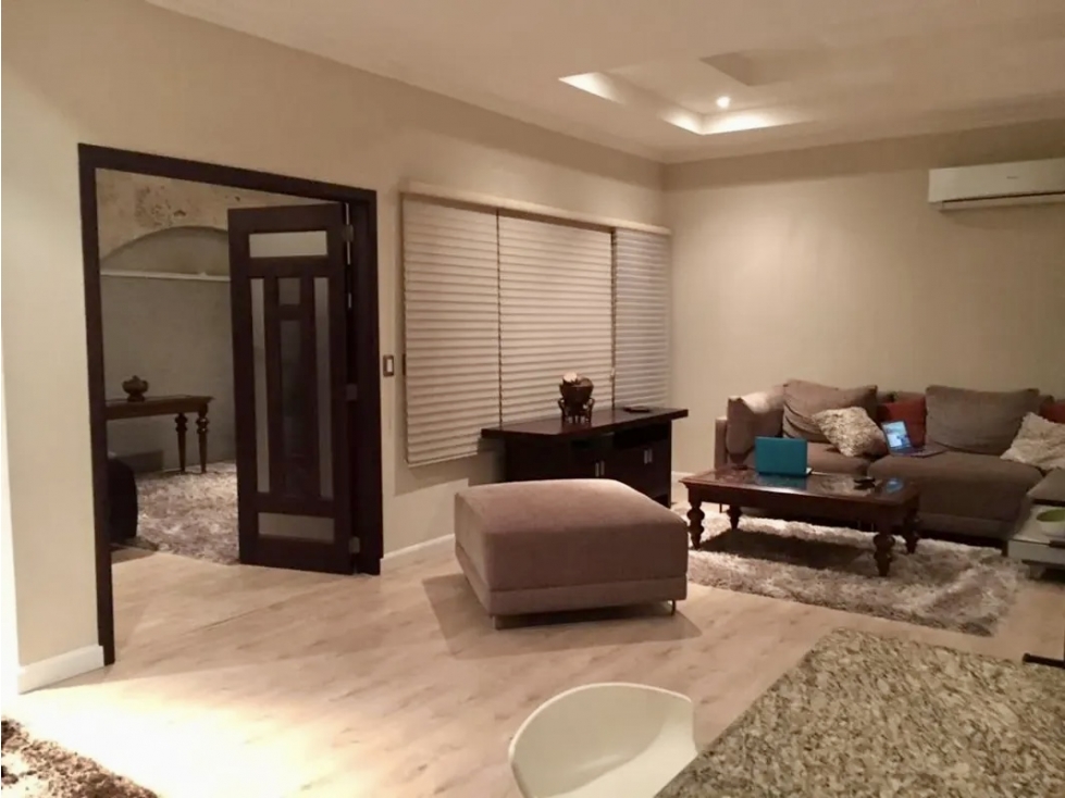 SE VENDE AMPLIA CASA EN COSTA SUR $650,000 — foto 3