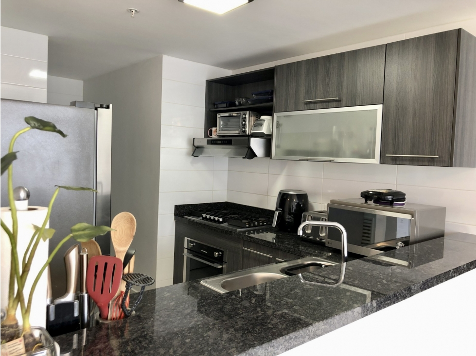 SE VENDE HERMOSO APARTAMENTO EN EDISON PARK — foto 2