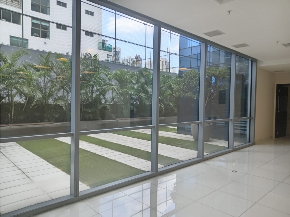 SE ALQUILA OFICINA DE 125 MTS EN COSTA DEL ESTE — foto 4