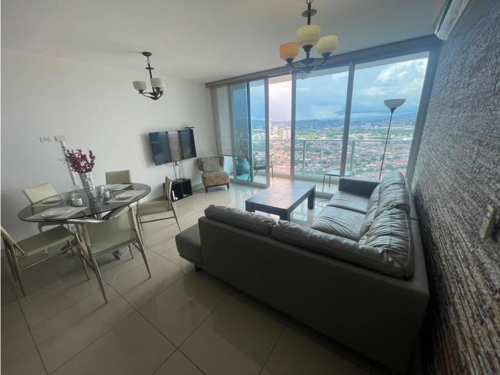 SE ALQUILA HERMOSO APARTAMENTO AMOBLADO EN TOP TOWERS — foto 2
