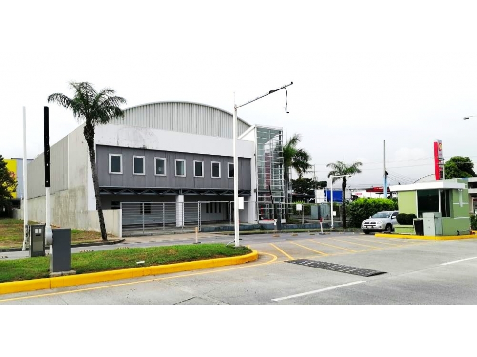 SE VENDE BODEGA EN SANTA MARIA