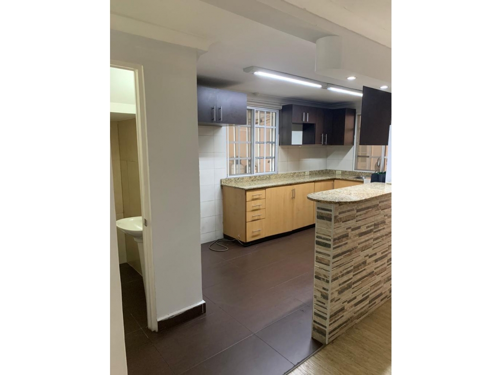 VENDO CASA EN BETHANIA AMPLIA Y ACOGEDORA — foto 4
