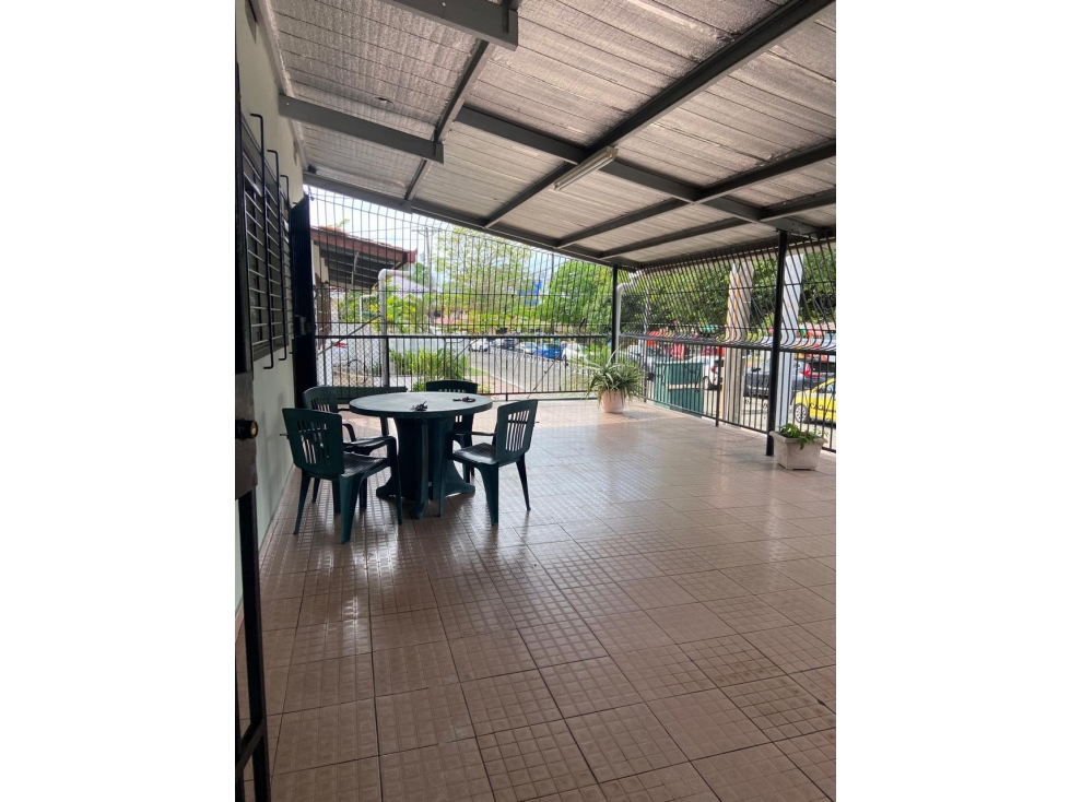 VENTA DE HERMOSA CASA EN BETANIA — foto 5