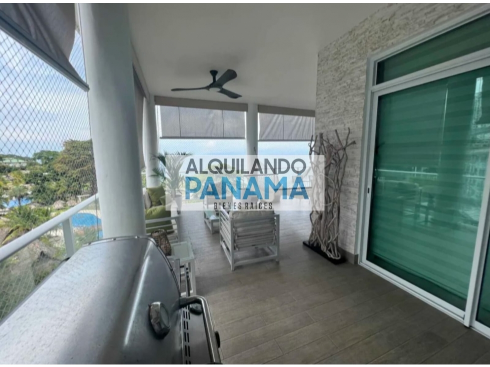 VENTA DE APARTAMENTO FRENTE AL MAR - 2