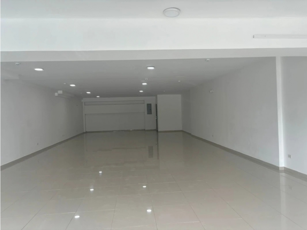 ALQUILO LOCAL COMERCIAL EN LACRESTA — foto 3