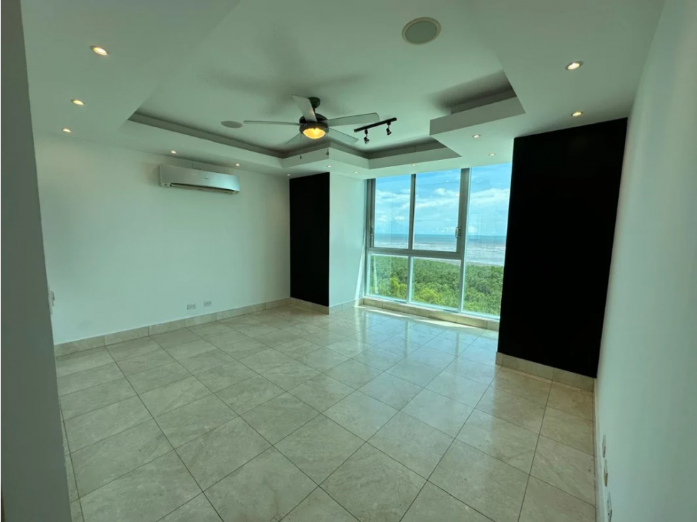 SE VENDE APARTAMENTO EN COSTA DEL ESTE — foto 3