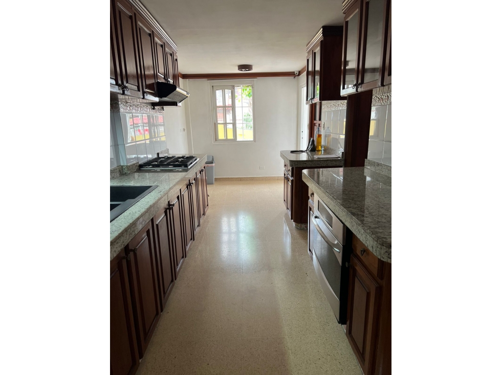 VENDO CASA COMERCIAL O RESIDENCIAL EN LA 12 DE OCTUBRE!!! - 5