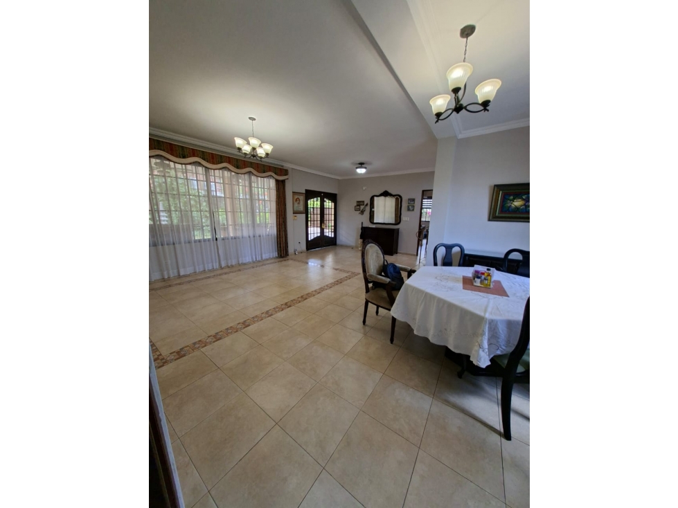 Casa en Venta en Urbanización Herbruger, Bella Vista — foto 6
