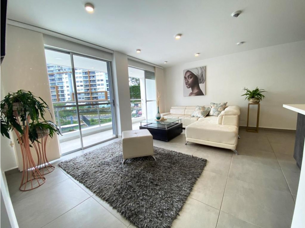 SE VENDE APARTAMENTO EN LA AVENIDA CENTENARIO - 1