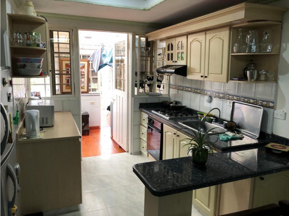 SE VENDE CASA DE UN SOLO PISO CERCA A LA CRQ — foto 3