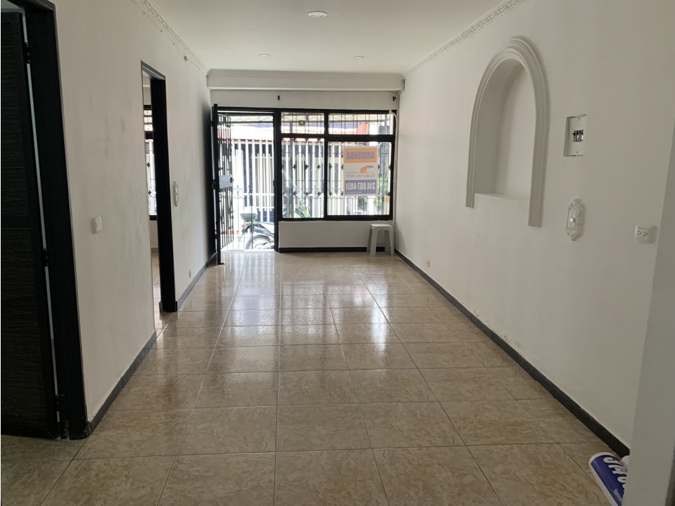 SE ARRIENDA CASA EN VILLA ALEJANDRA — foto 2