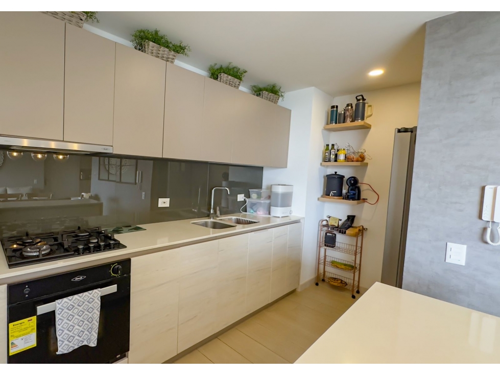 SE VENDE APARTAMENTO EN EL BARRIO LA CASTELLANA — foto 3