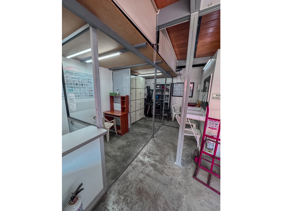 SE VENDE BODEGA EN EL SUR DE ARMENIA - 6