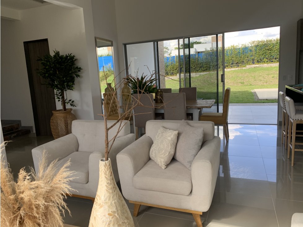 SE VENDE CASA CERCA AL AEROPUERTO-CLUB CAMPESTRE — foto 3