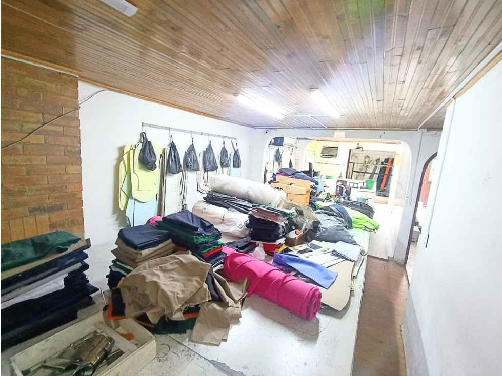 CASA EN CALLE COMERCIAL EN MILENTA (PROPICIA PARA COMERCIO/FABRICA) — foto 6