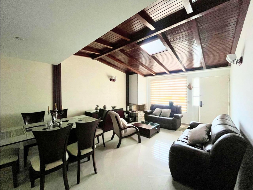 PRECIOSA CASA EN ZIPAQUIRA EN EXCELENTE CONJUNTO CERRADO - 2