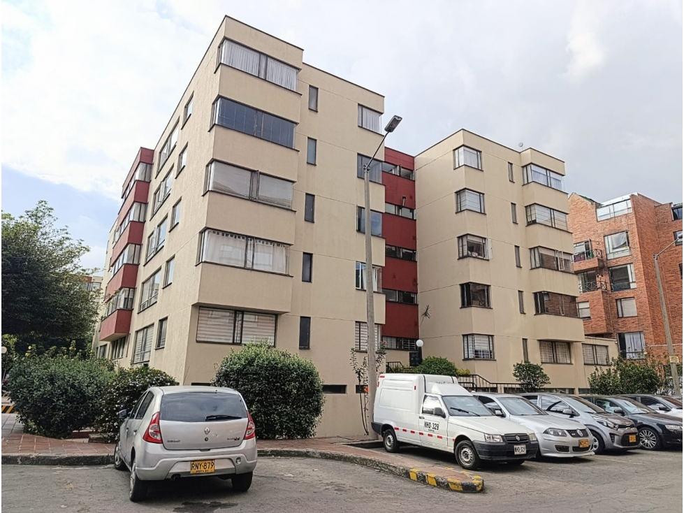 PRECIOSO APARTAMENTO EN EXCELENTE ESTADO MAZUREN/RIVIERA NORTE