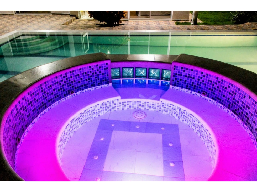 PRECIOSA CASA CAMPESTRE VIA MELGAR- GIRARDOT SOBRE LA PANAMERICANA - 6