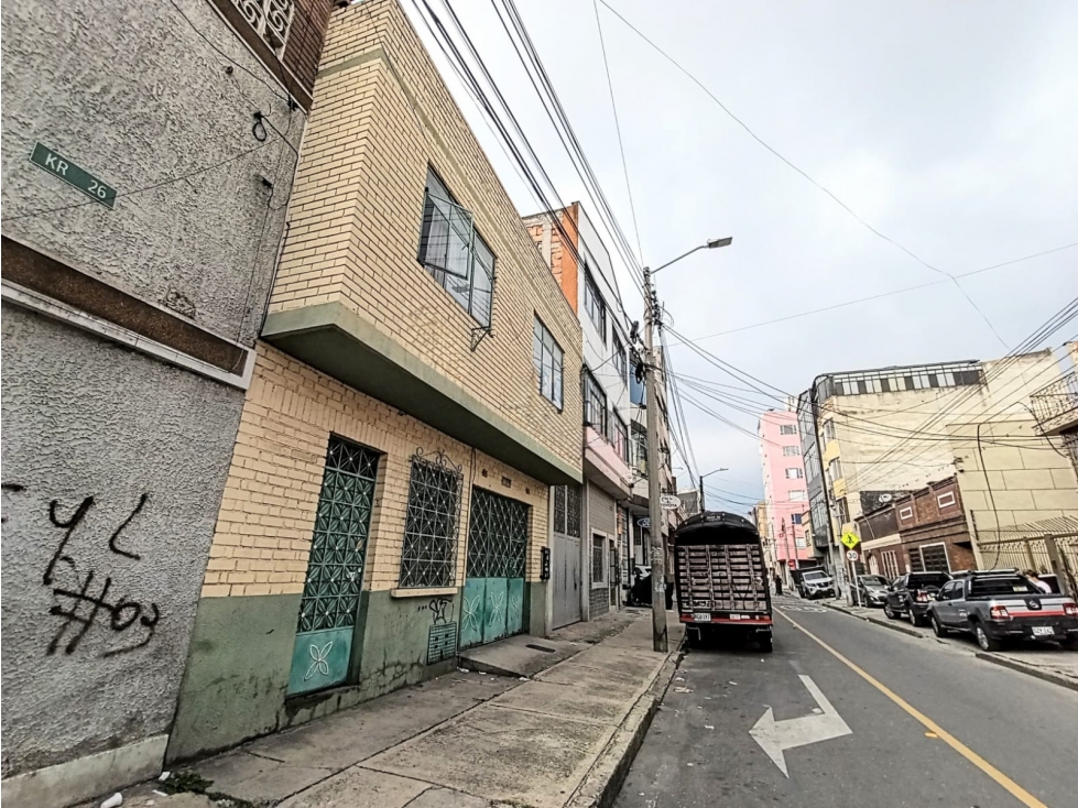 CASA PARA PROYECTO INMOBILIARIA O PARA RENOVAR BARRIO RESTREPO — foto 3