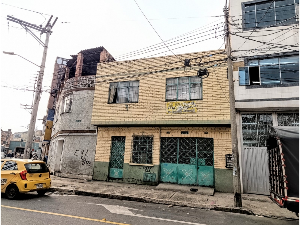 CASA PARA PROYECTO INMOBILIARIA O PARA RENOVAR BARRIO RESTREPO — foto 2