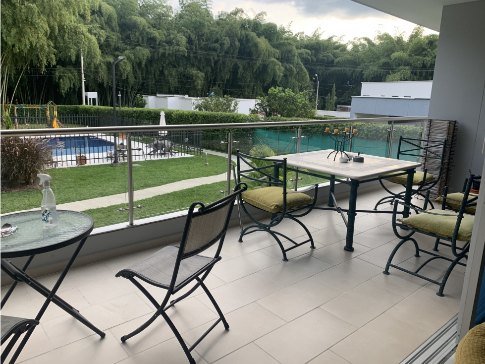 SE VENDE APARTAMENTO CERCA AL AEROPUERTO - 2