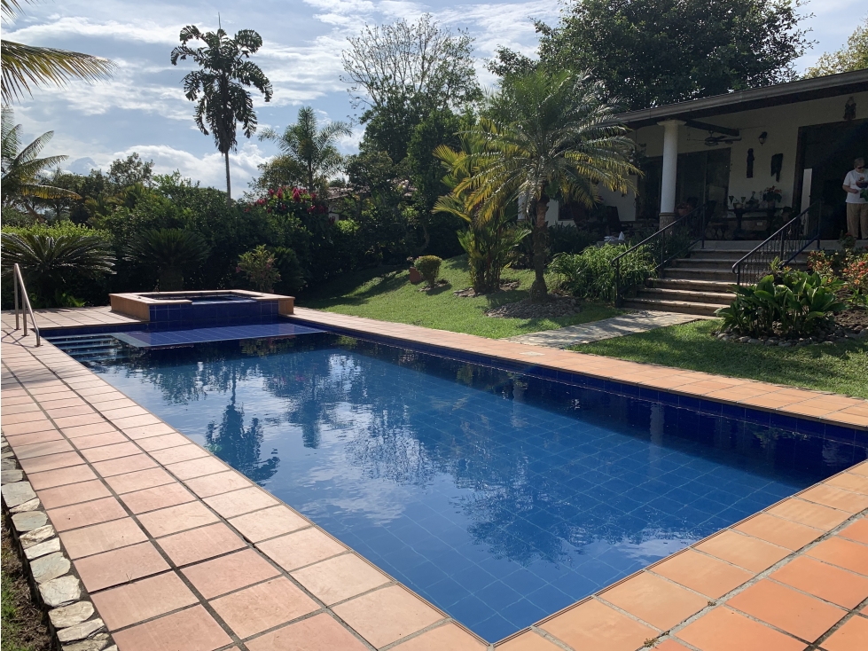 SE VENDE CASA CAMPESTRE CERCA AL AEROPUERTO — foto 3