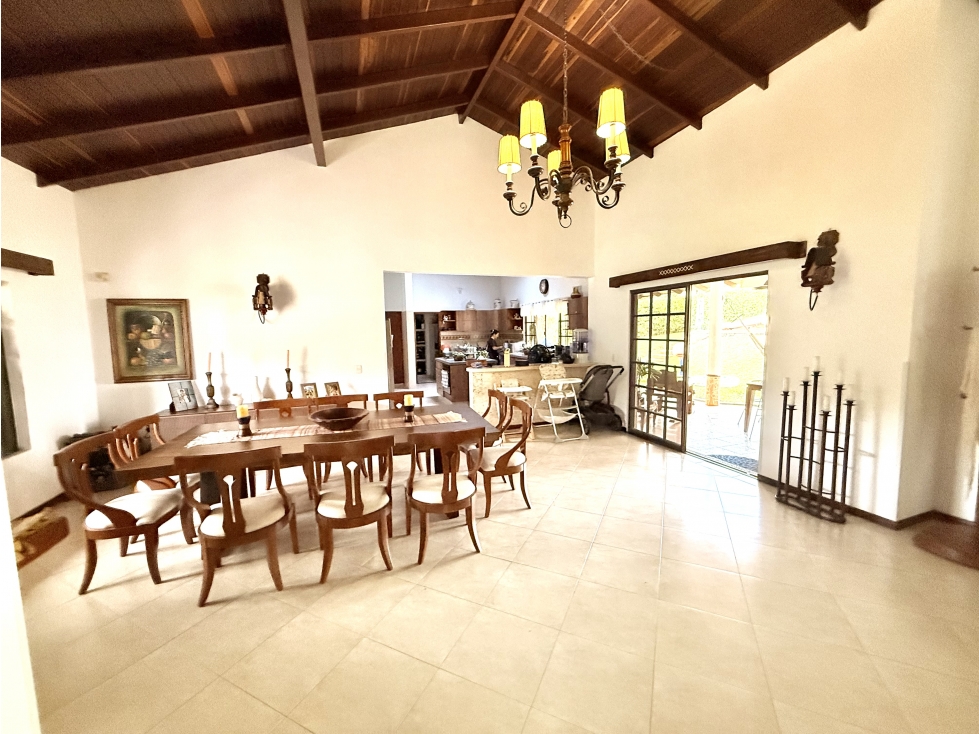 SE VENDE CASA CAMPESTRE CERCA AL AEROPUERTO — foto 2