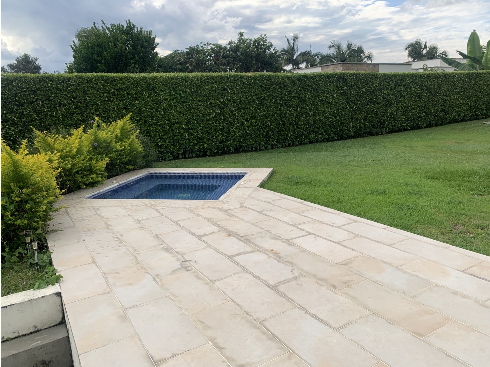 SE VENDE CASA CAMPESTRE CERCA AL AEROPUERTO — foto 3