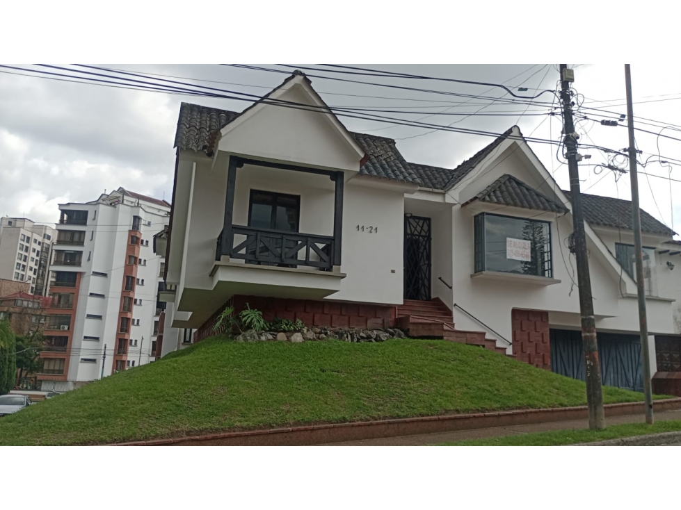 SE ARRIENDA CASA PARA VIVIENDA O USO COMERCIAL EN LA CASTELLANA - 1
