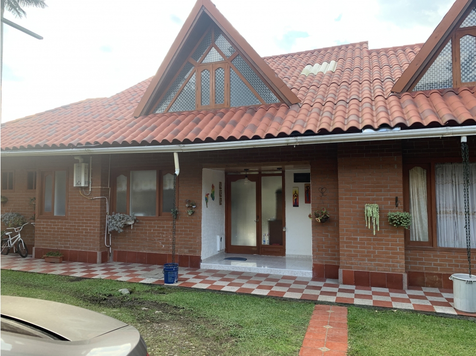 SE VENDE CASA CAMPESTRE EN LA VÍA ARMENIA-PEREIRA - 3