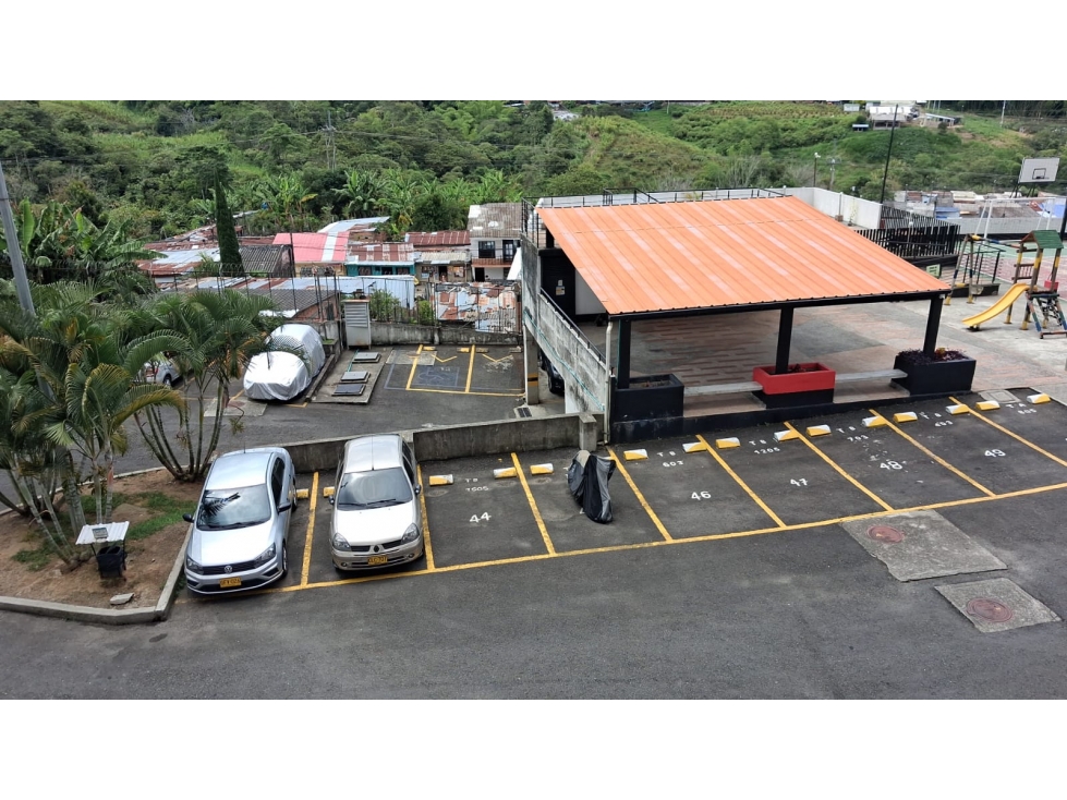 SE VENDE APARTAMENTO AMOBLADO ZONA ORO NEGRO — foto 5
