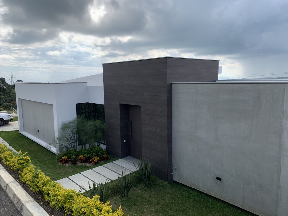 SE VENDE CASA CAMPESTRE EN LA VÍA ARMENIA PEREIRA — foto 2