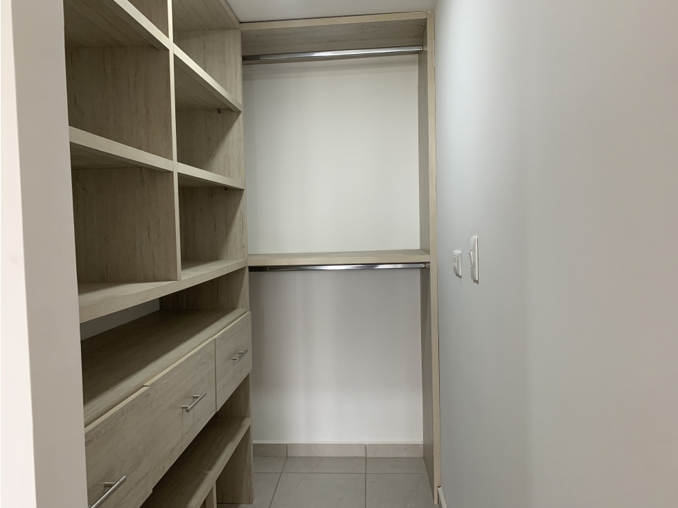 SE VENDE APARTAMENTO EN EL SECTOR DE ORO NEGRO — foto 4
