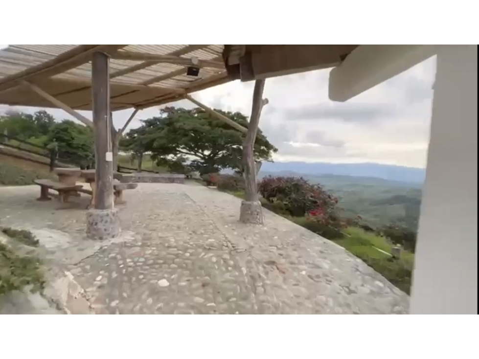 SE NEDE FINCA GANADERA CERCA A CIROZAL VÍA AL VALLE — foto 3