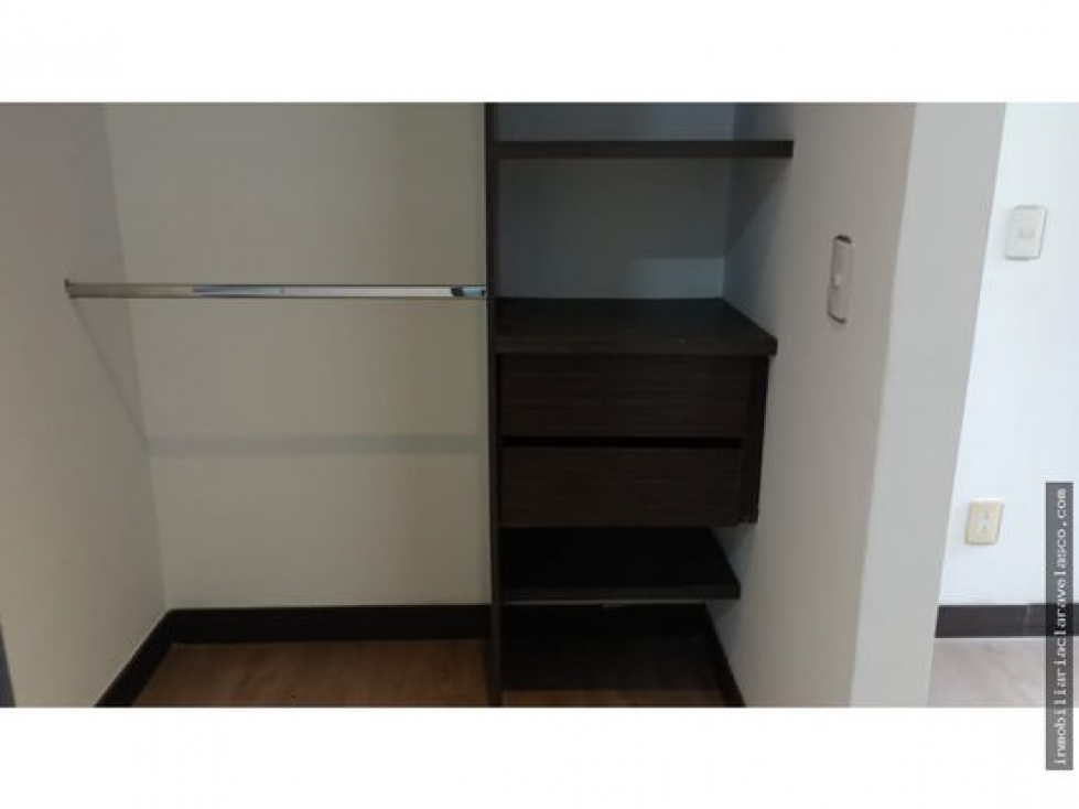 SE VENDE HERMOSO APARTAMENTO EN LA CASTELLANA — foto 6