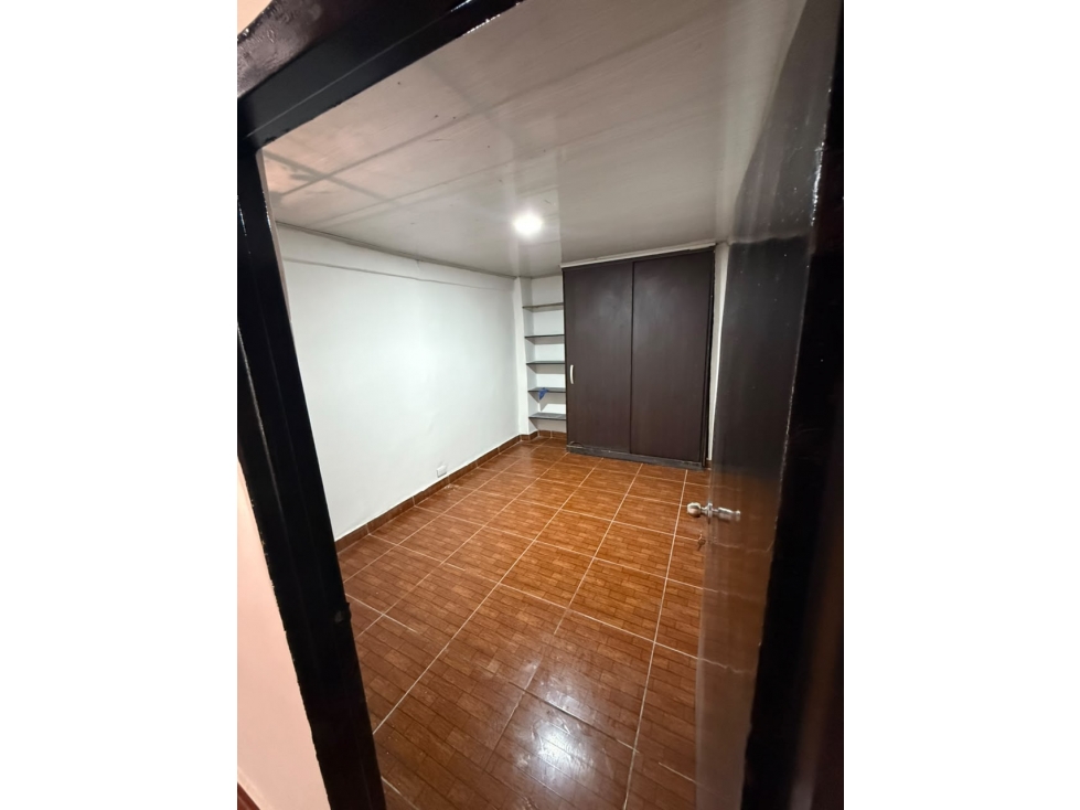 SE VENDE CASA EN EL GRANADA — foto 4