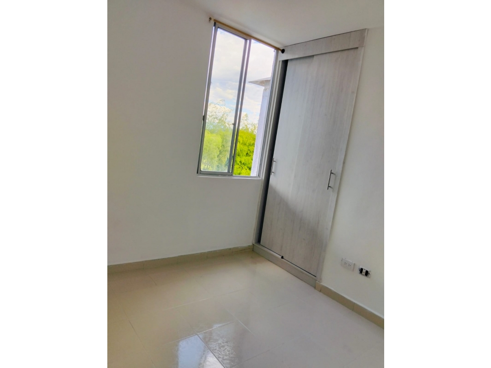 SE VENDE HERMOSO APARTAMENTO SECTOR PUERTO ESPEJO — foto 6