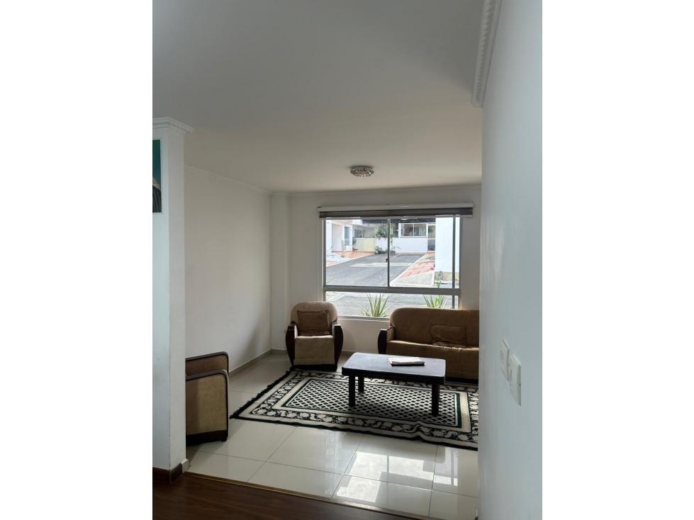 SE VENDE HERMOSA CASA EN EL NORTE DE ARMENIA — foto 4