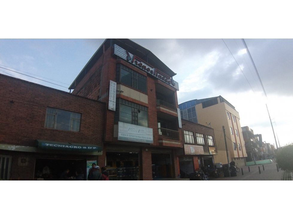 Casa Comercial en Venta sobre via principal de Funza — foto 2