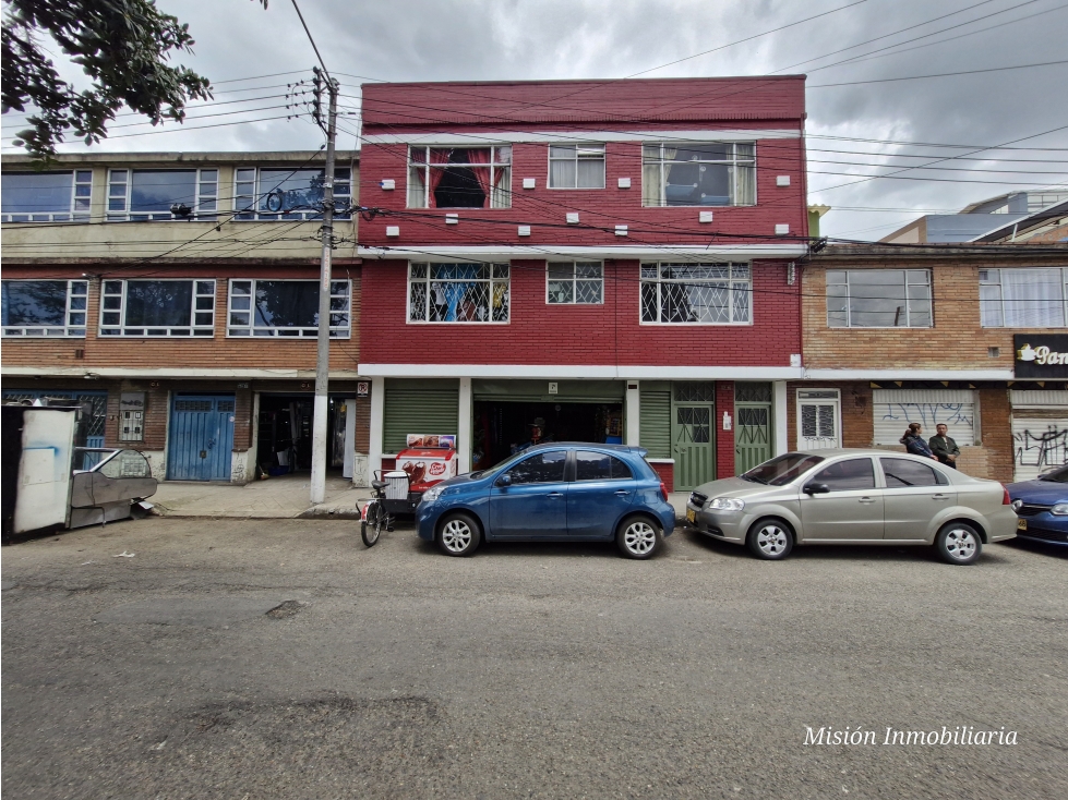 Casa Rentable en Venta Barrio La Granja - Engativá — foto 2
