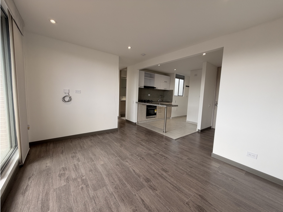 VENTA HERMOSO APARTAMENTO CEREZO HACIENDA ALCALÁ 8AVO NIVEL MOSQUERA