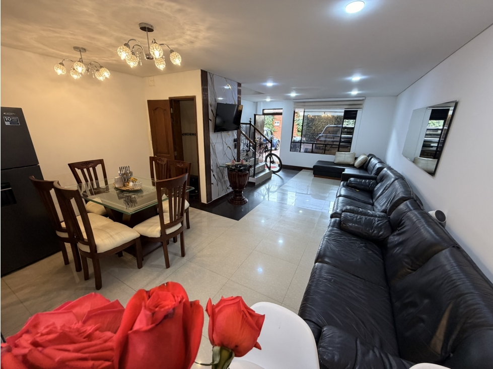Casa en Venta Barrio pueblo viejo, - porton del Majui - Cota — foto 4