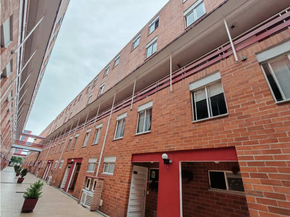 Casa en venta en Alandra, Ciudad Alsacia, Bogotá — foto 4
