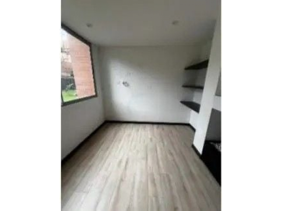 HERMOSO APARTAMENTO 1ER NIVEL HACIENDA ALCALÁ SAUCES — foto 5