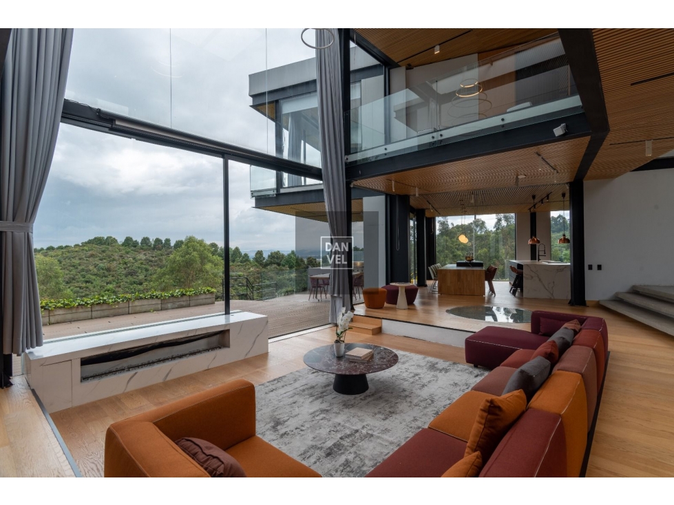 Hermosa casa en Condominio de 750 M2, Tenjo Cund.