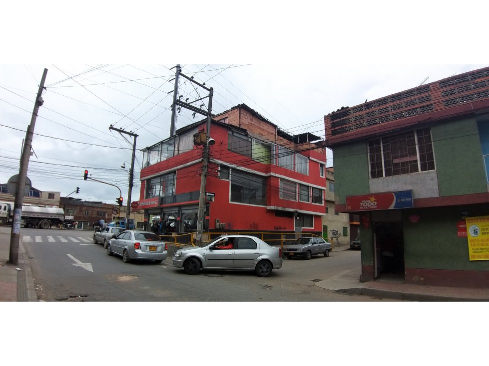 Casa Rentable Esquinera en venta, Funza - 1